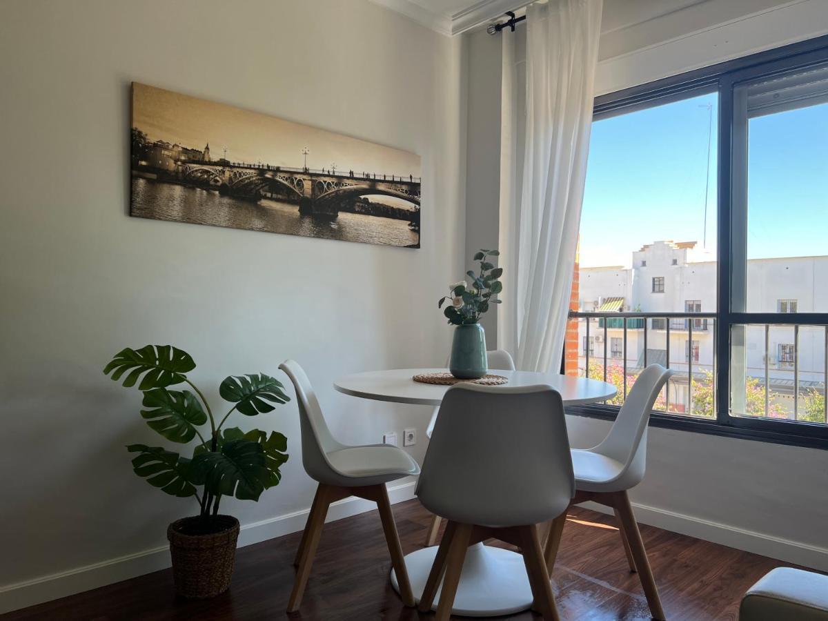 Apartamento Triana Center Sevilla Esterno foto